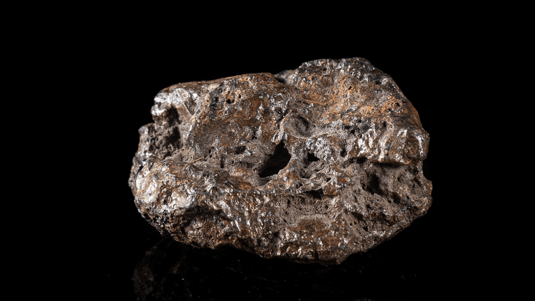 a-michigan-doorstop-was-authenticated-as-a-100000-rock-from-space-768x432-1