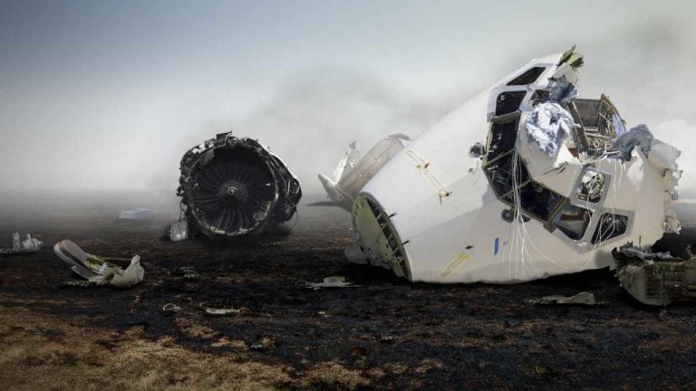allianz-crash-landing-768x432-1