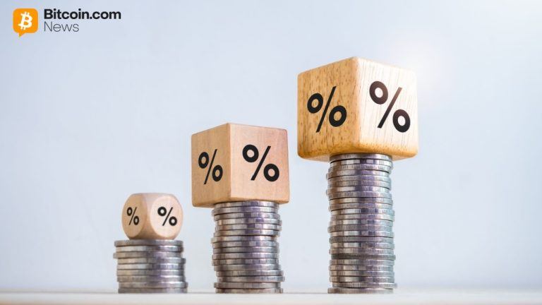 bitcoin-etfs-begin-december-with-modest-gains-as-ether-and-solana-slide-768x432-1