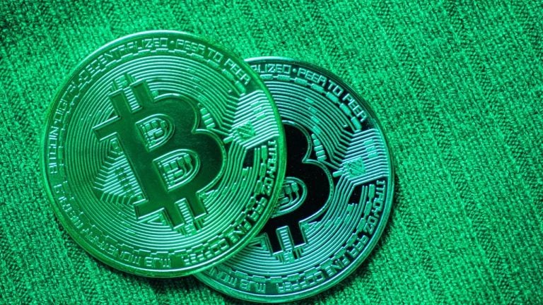 bitcoin-etfs-extend-inflow-streak-with-589-million-inflow-as-ether-etfs-add-71-million-768x432-1