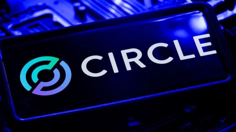 circle-posts-701m-q2-revenue-as-usdc-activity-accelerates-768x432-1