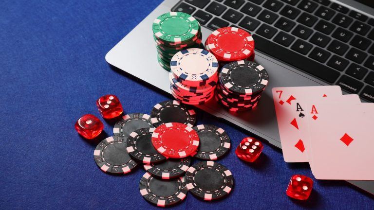 crypto-gambling-super-app-race-takes-shape-as-biggerz-roobet-and-others-expand-768x432-1
