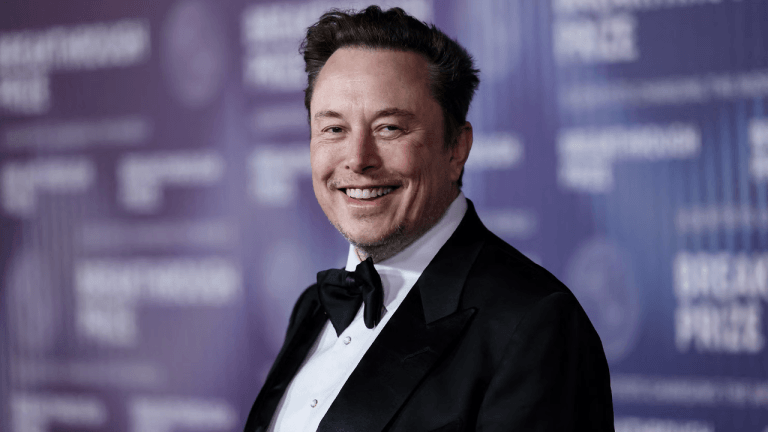 elon-musk-says-universal-high-income-could-replace-government-ai-ownership-768x432-1