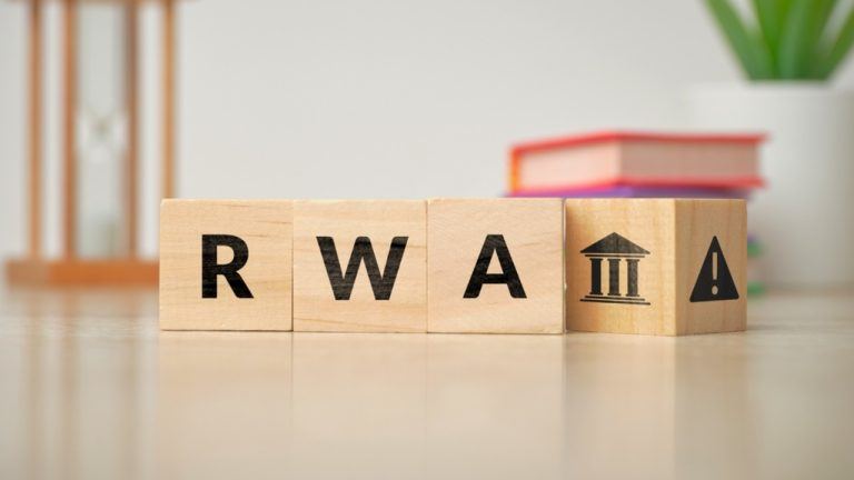 etherfi-and-plume-launch-100m-rwa-vault-backed-by-blackrock-and-fidelity_nwmk-768x432-1