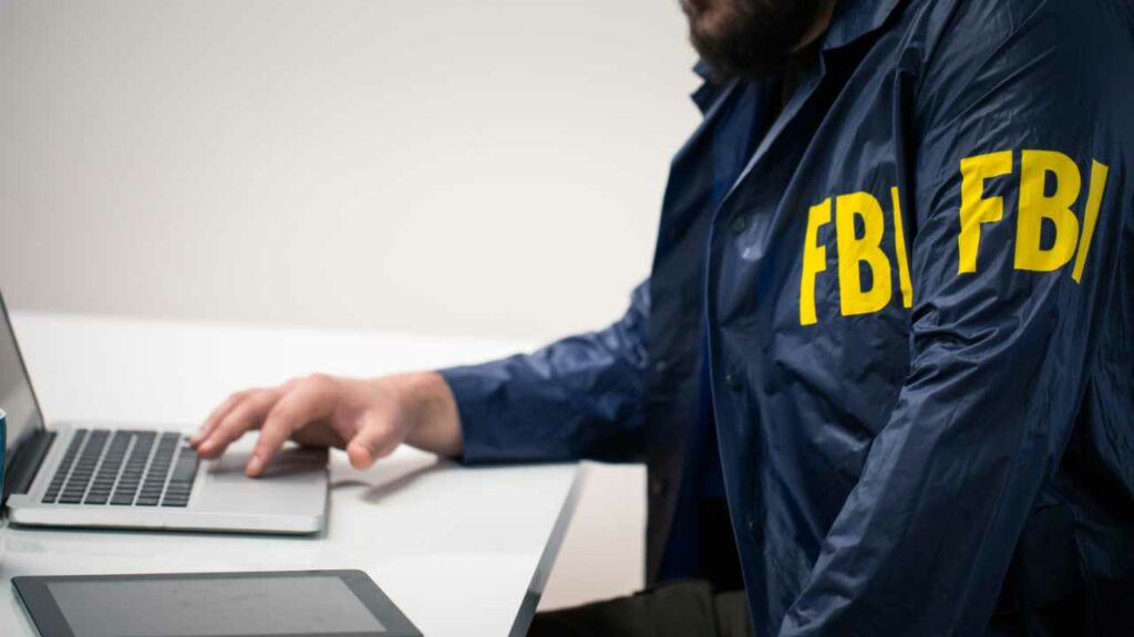 fbi-app-warning