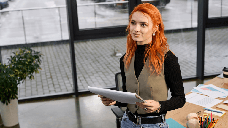 gen-z-job-hops-to-level-up-as-75-plan-a-switch-within-six-months-768x432-1