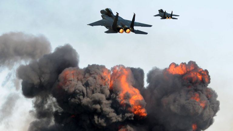 middle-east-conflicts-heats-up-and-bitcoin-drops-but-not-by-much-768x432-1