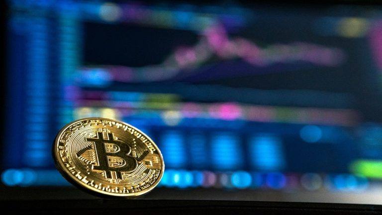qcp-insights-bitcoin-breaks-85k-after-fed-shift-sparks-rally-768x432-1