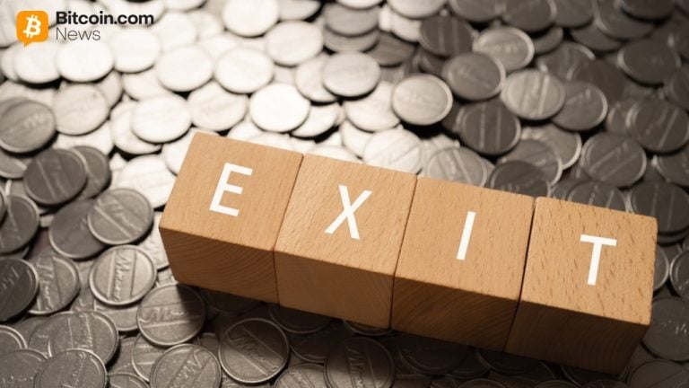 red-day-for-etfs-as-bitcoin-leads-over-1-billion-marketwide-exodus-768x432-1