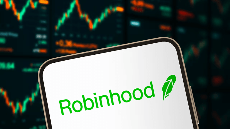 robinhood-roars-coinbase-reorgs-and-ethereum-rakes-in-1538-week-in-review-768x432-2