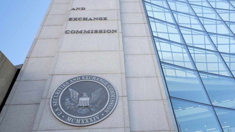 sec-chair-crypto-super-app-trading-innovation-768x432-1