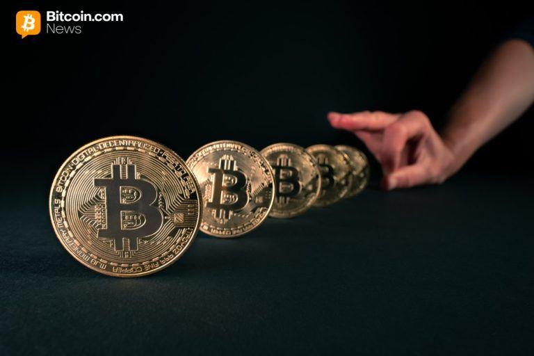 selling-pressure-intensifies-as-bitcoin-ether-etfs-lose-1-billion-768x512-1