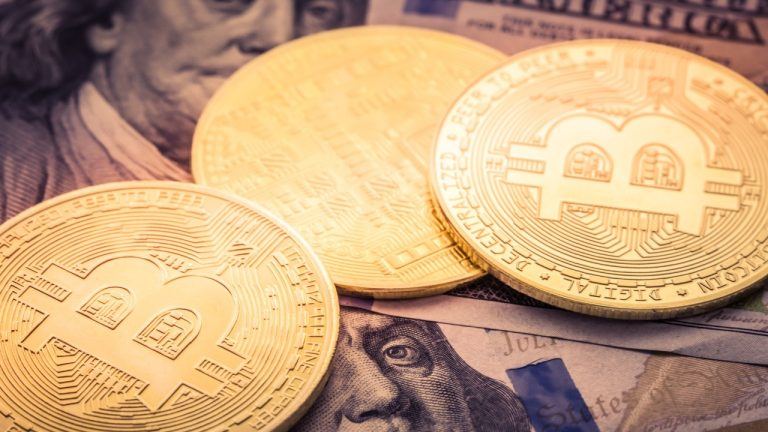senator-lummis-on-trumps-bitcoin-reserve-768x432-1
