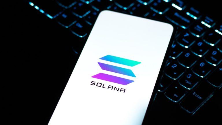 solana-x402-lets-ai-agents-batch-usdc-payments-into-one-settlement-768x432-1