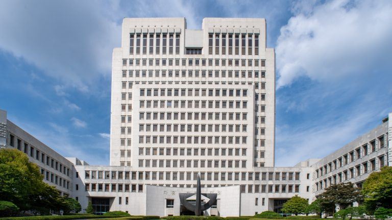 south-koreas-supreme-court-expands-bitcoin-seizure-powers-768x432-1