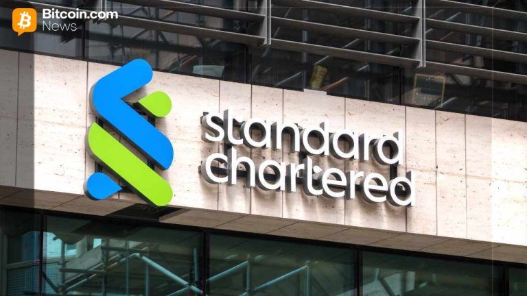 standard-chartered-coinbase-crypyo-768x432-1