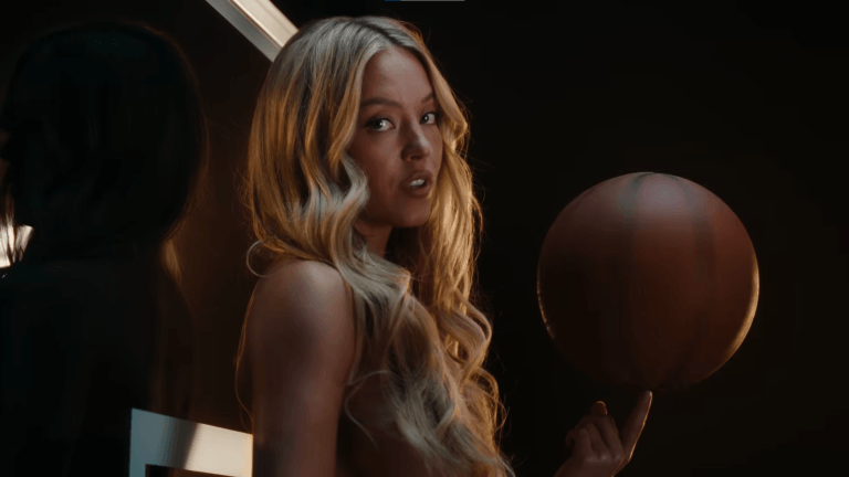 sydney-sweeney-takes-equity-in-novig-for-its-viral-ad-768x432-1