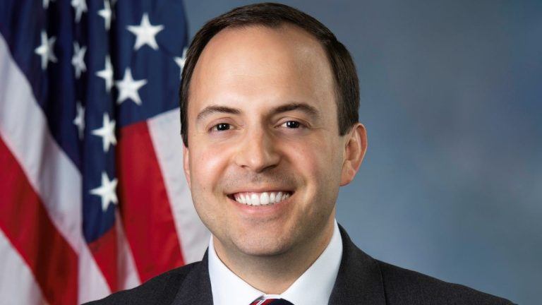 texas-congressman-wants-crypto-atms-in-federal-buildings-768x432-1