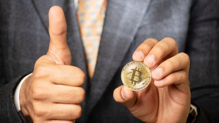 thumzup-media-eyes-billion-dollar-future-with-bitcoin-and-altcoin-treasury-768x432-1