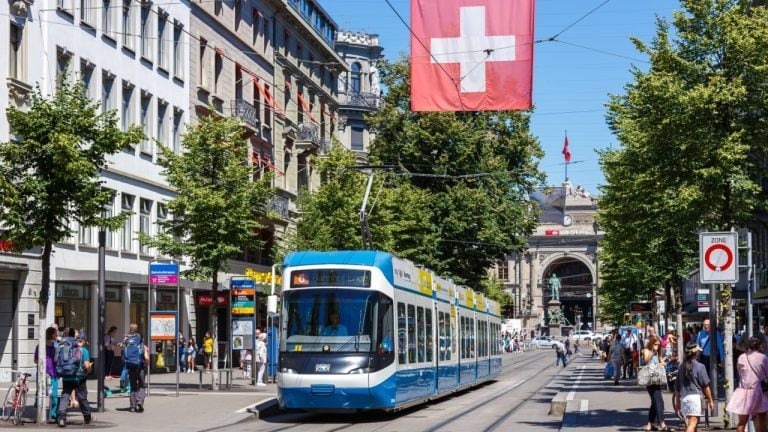 zurich-switzerland-768x432-1